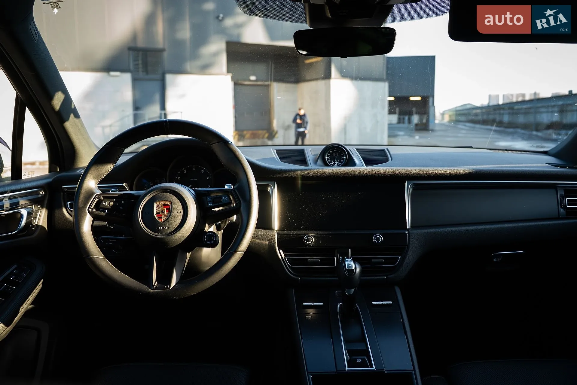 2022 Porsche Macan - мініатюра 15