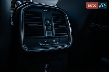 Внедорожник / Кроссовер Porsche Macan 2022 в Киеве фото 27 Внедорожник / Кроссовер Porsche Macan 2022 в Киеве