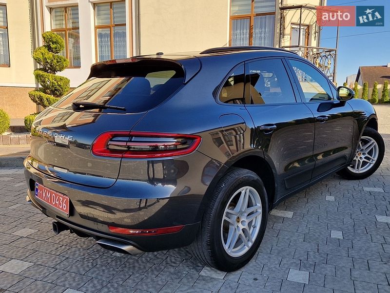 Внедорожник / Кроссовер Porsche Macan 2017 в Бориславе