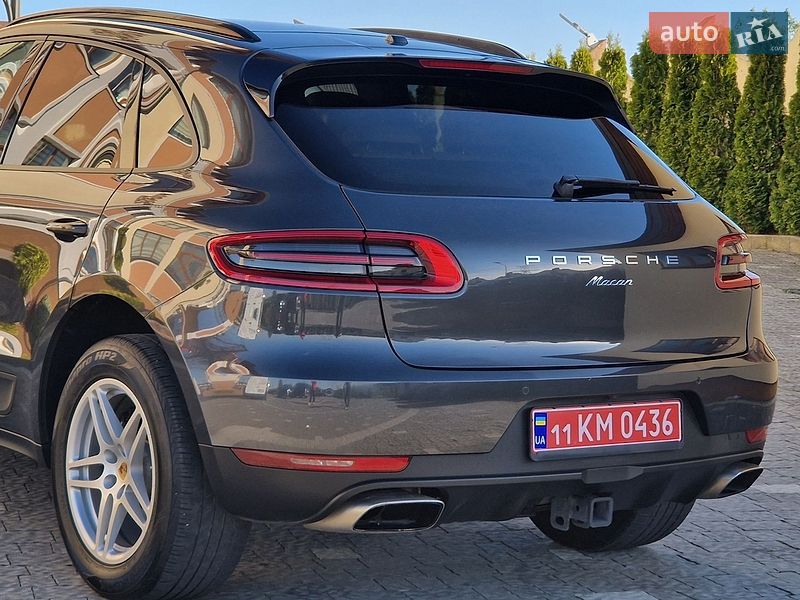 Внедорожник / Кроссовер Porsche Macan 2017 в Бориславе