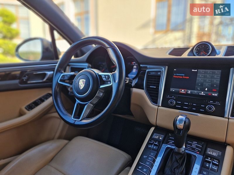 Внедорожник / Кроссовер Porsche Macan 2017 в Бориславе