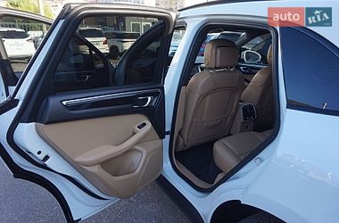 Внедорожник / Кроссовер Porsche Macan 2016 в Одессе