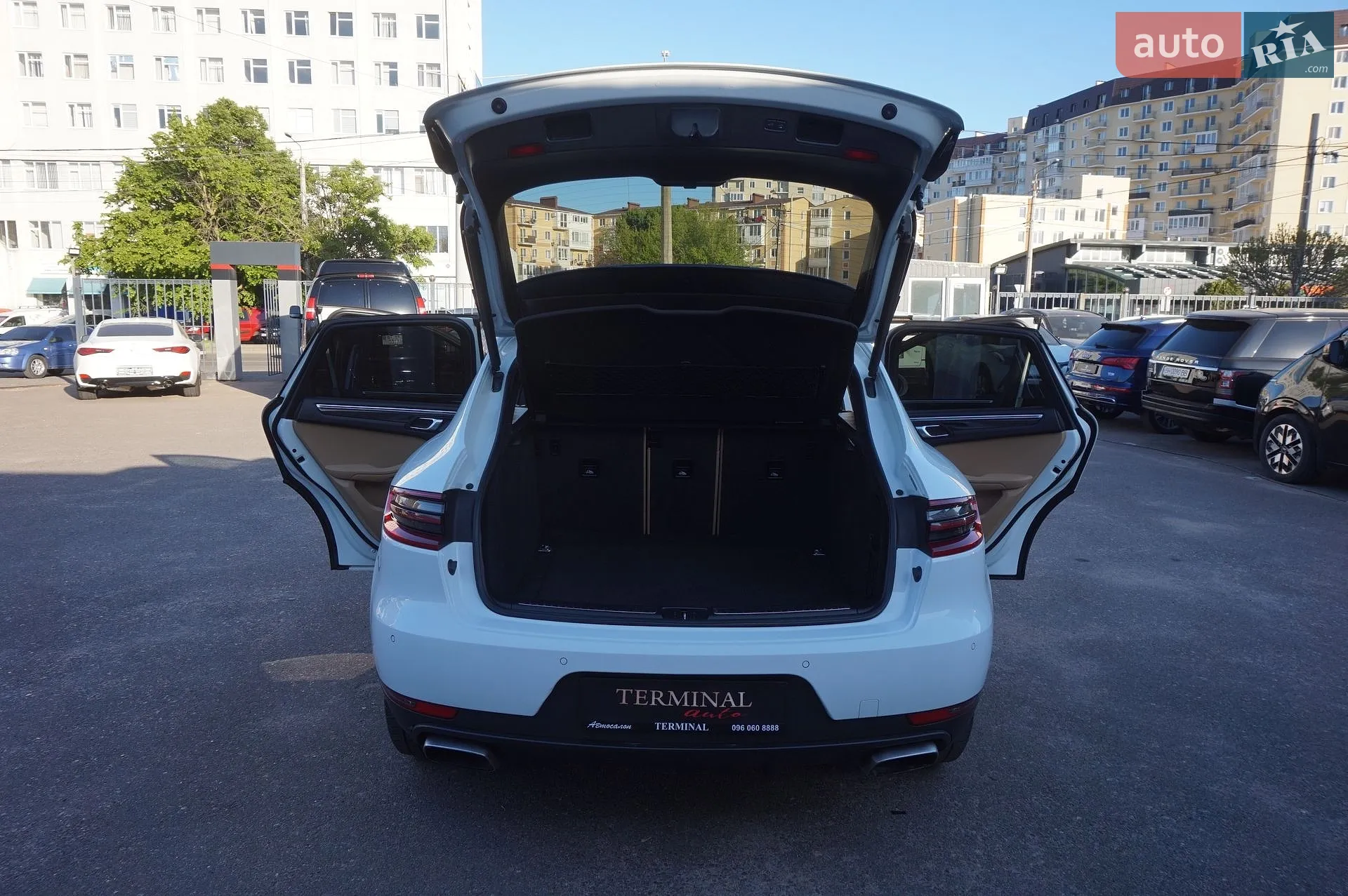 2016 Porsche Macan - мініатюра 37