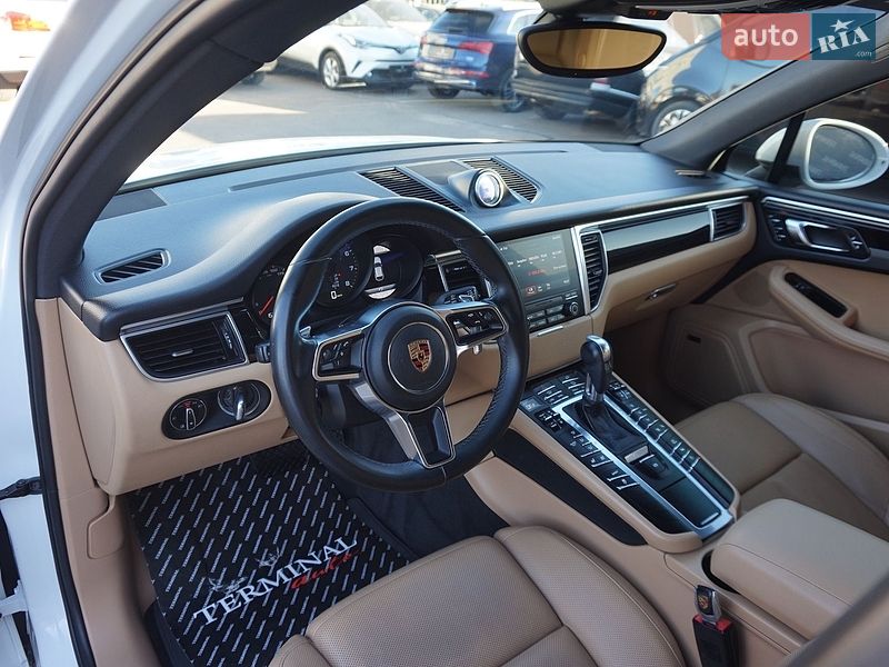 Внедорожник / Кроссовер Porsche Macan 2016 в Одессе