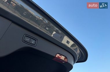 Внедорожник / Кроссовер Porsche Macan 2025 в Киеве