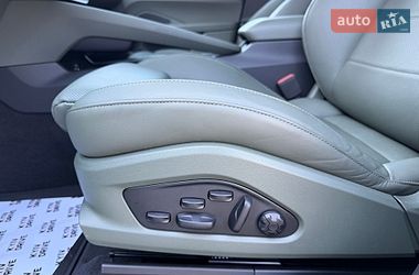 Внедорожник / Кроссовер Porsche Macan 2025 в Киеве