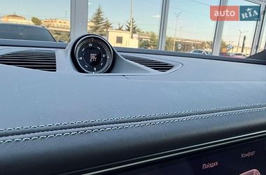 Внедорожник / Кроссовер Porsche Macan 2025 в Киеве