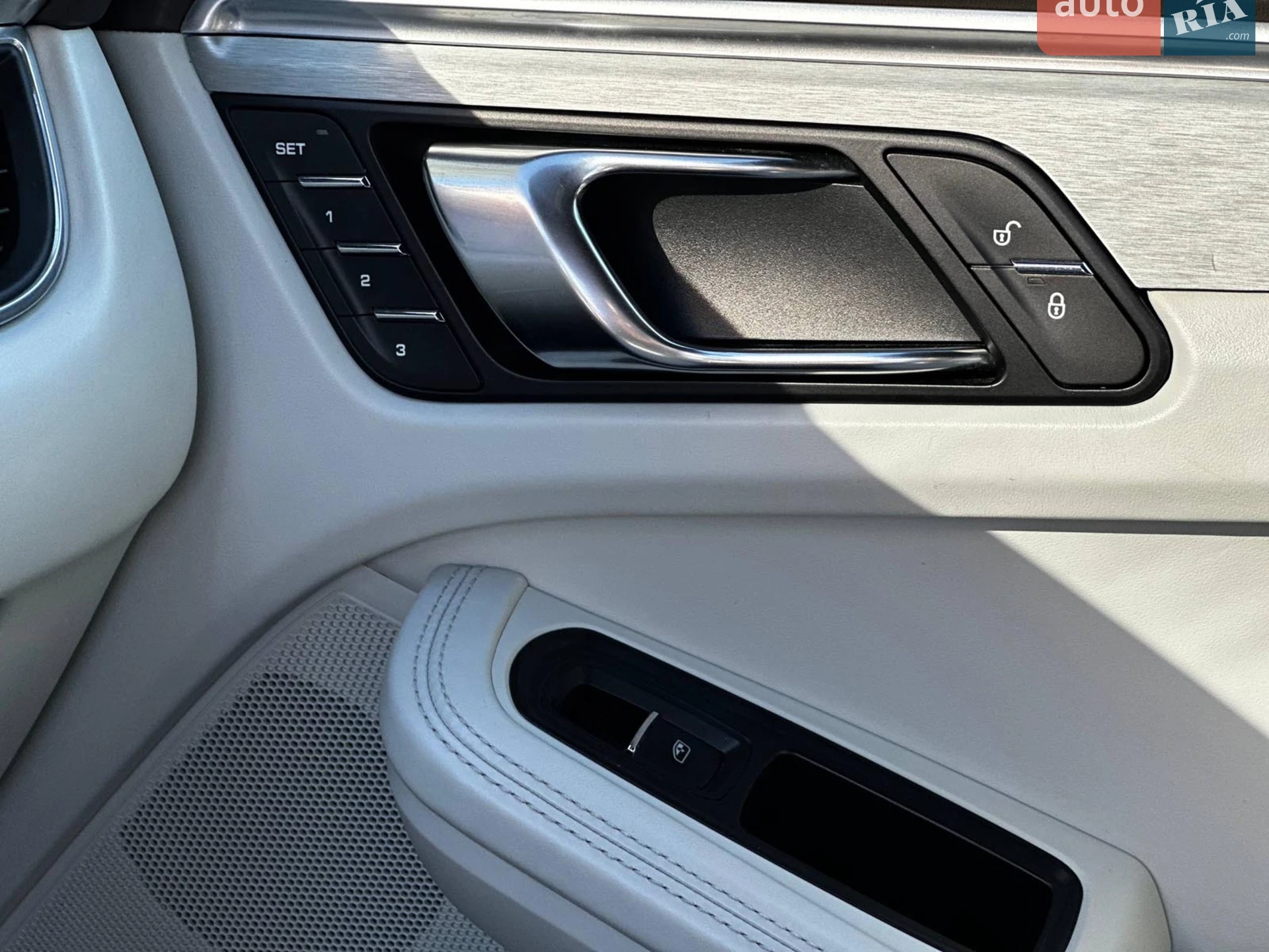 2017 Porsche Macan - мініатюра 19