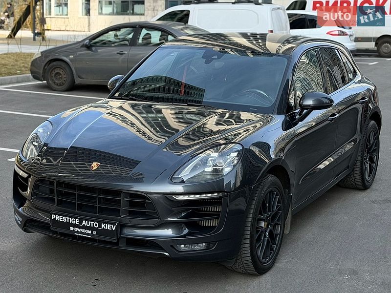 Внедорожник / Кроссовер Porsche Macan 2016 в Киеве
