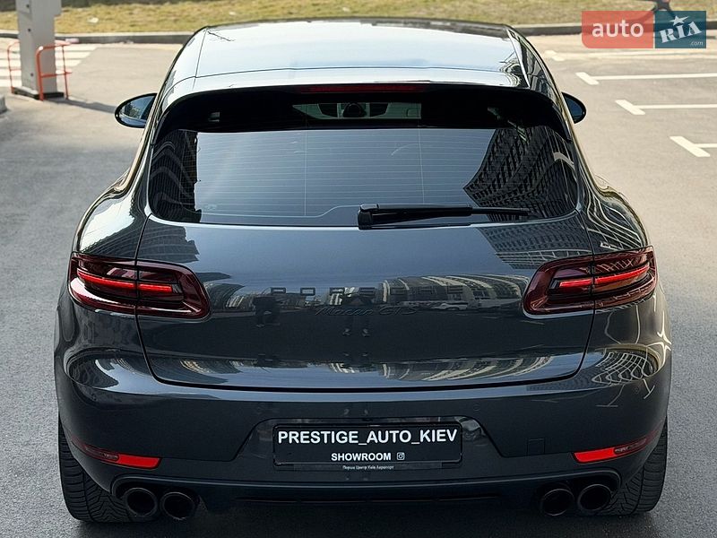 Внедорожник / Кроссовер Porsche Macan 2016 в Киеве