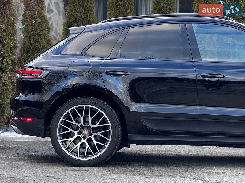 Внедорожник / Кроссовер Porsche Macan 2020 в Киеве