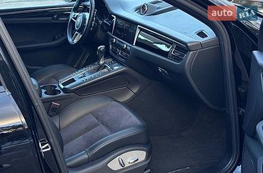 Внедорожник / Кроссовер Porsche Macan 2020 в Киеве