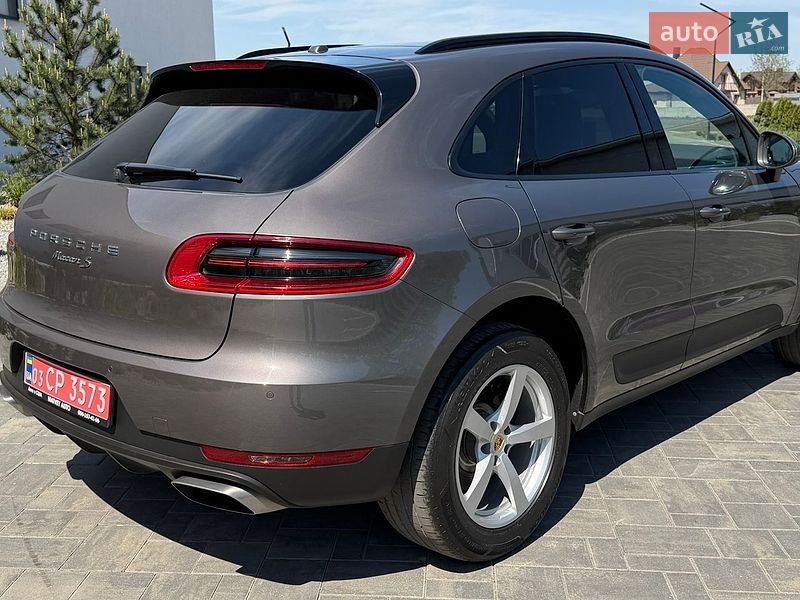 Внедорожник / Кроссовер Porsche Macan 2018 в Луцке