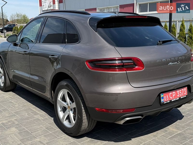 Внедорожник / Кроссовер Porsche Macan 2018 в Луцке