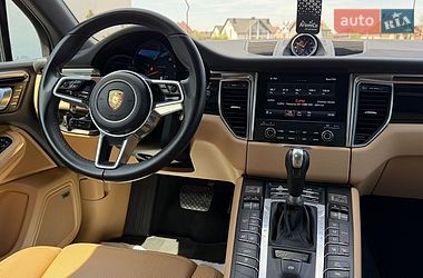 Внедорожник / Кроссовер Porsche Macan 2018 в Луцке