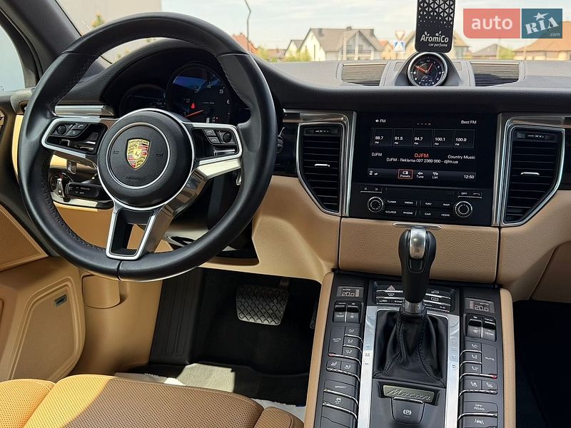 Внедорожник / Кроссовер Porsche Macan 2018 в Луцке
