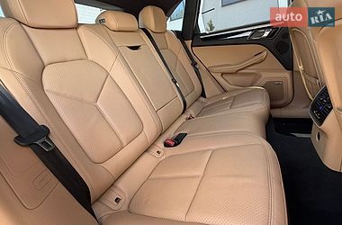 Внедорожник / Кроссовер Porsche Macan 2018 в Луцке