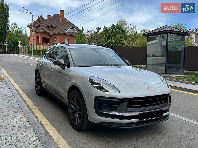 Внедорожник / Кроссовер Porsche Macan 2023 в Киеве