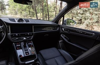 Внедорожник / Кроссовер Porsche Macan 2022 в Киеве