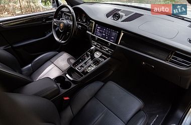 Внедорожник / Кроссовер Porsche Macan 2022 в Киеве