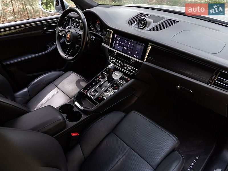 Внедорожник / Кроссовер Porsche Macan 2022 в Киеве