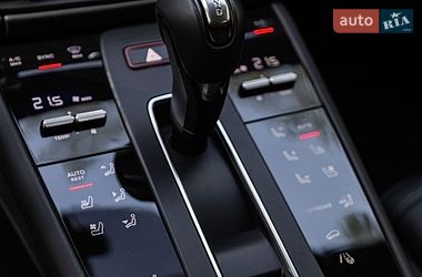 Внедорожник / Кроссовер Porsche Macan 2022 в Киеве
