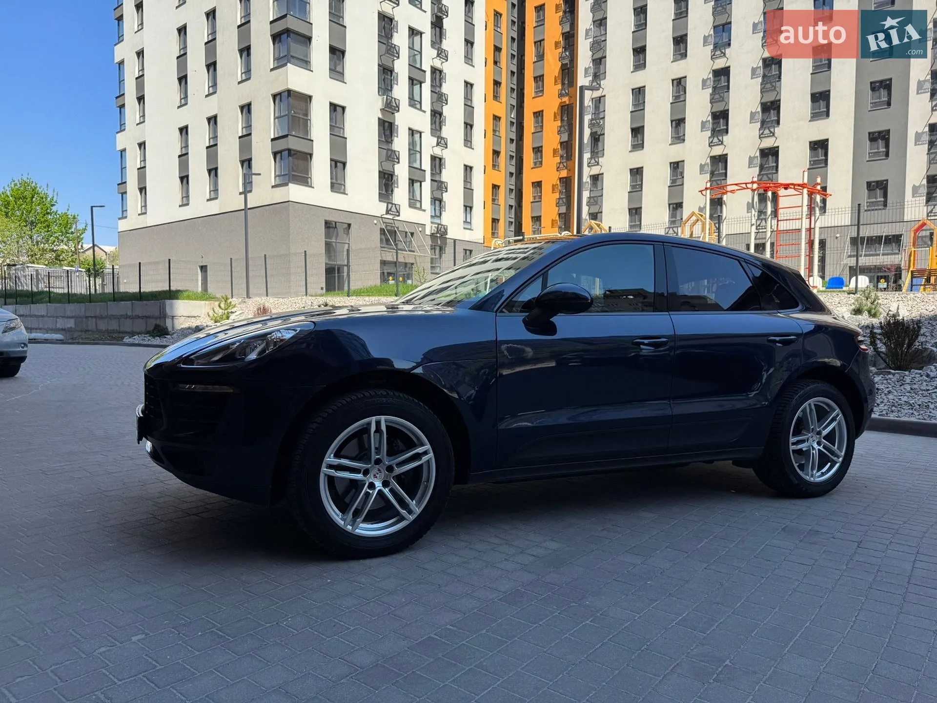 2017 Porsche Macan - мініатюра 11