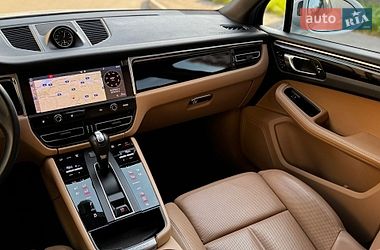 Внедорожник / Кроссовер Porsche Macan 2022 в Харькове