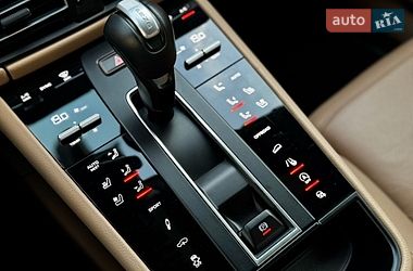 Внедорожник / Кроссовер Porsche Macan 2022 в Харькове
