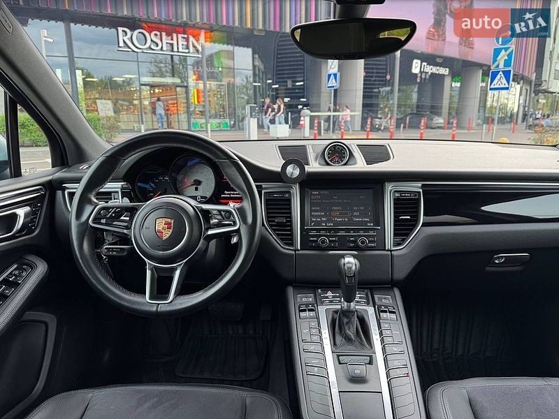 Внедорожник / Кроссовер Porsche Macan 2014 в Киеве