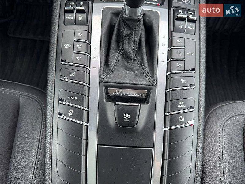 Внедорожник / Кроссовер Porsche Macan 2014 в Киеве
