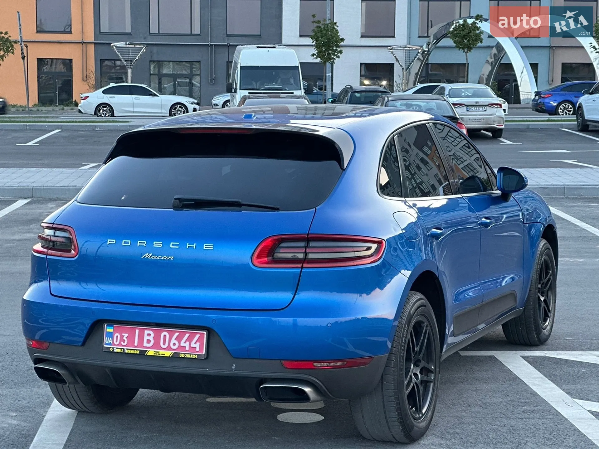 2018 Porsche Macan - мініатюра 12