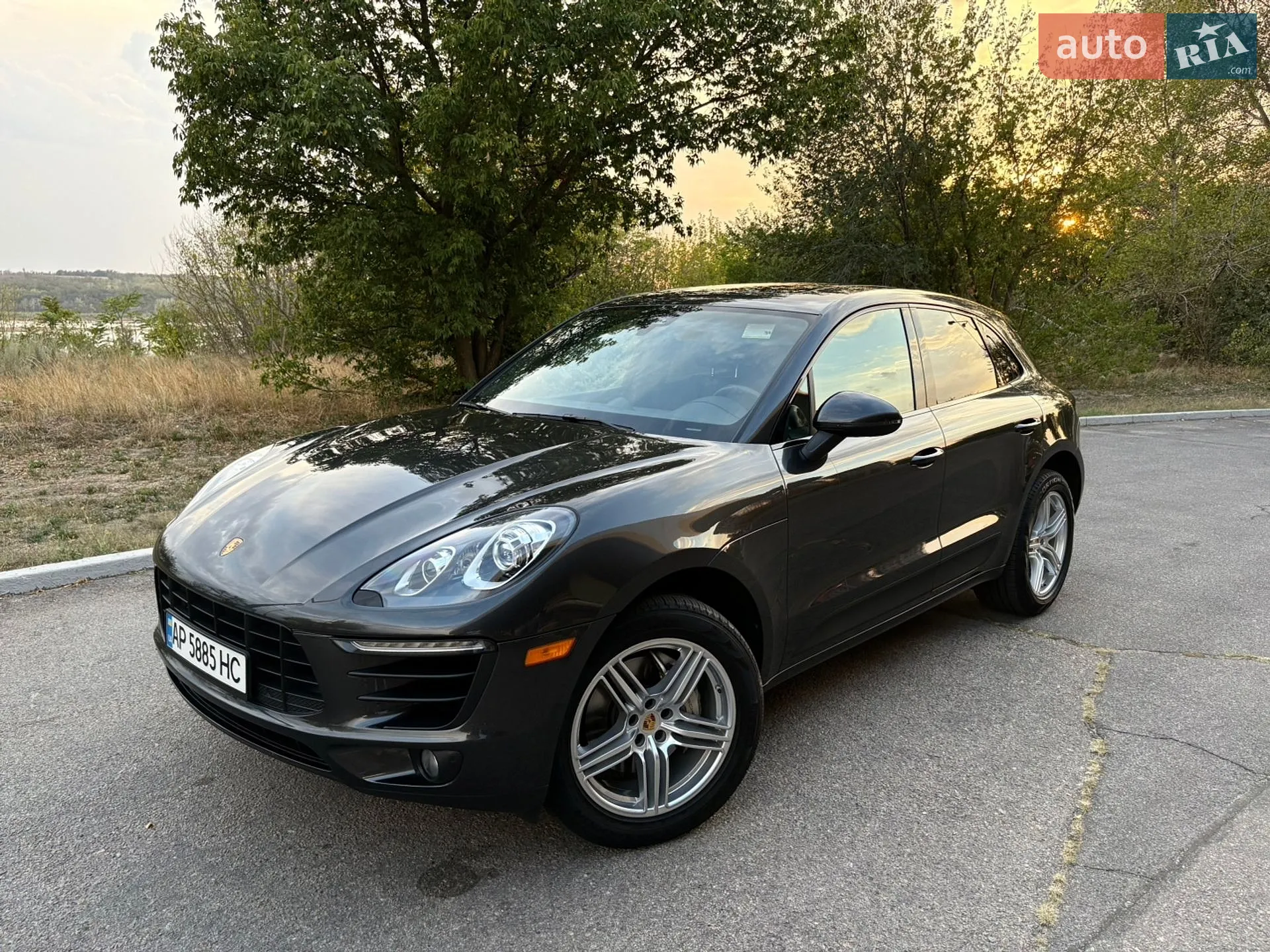 2017 Porsche Macan - мініатюра 2