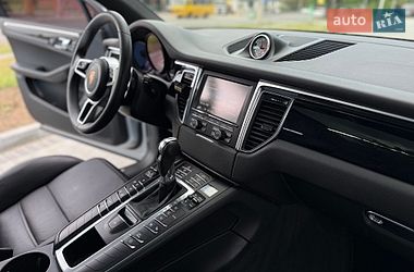 Внедорожник / Кроссовер Porsche Macan 2016 в Днепре