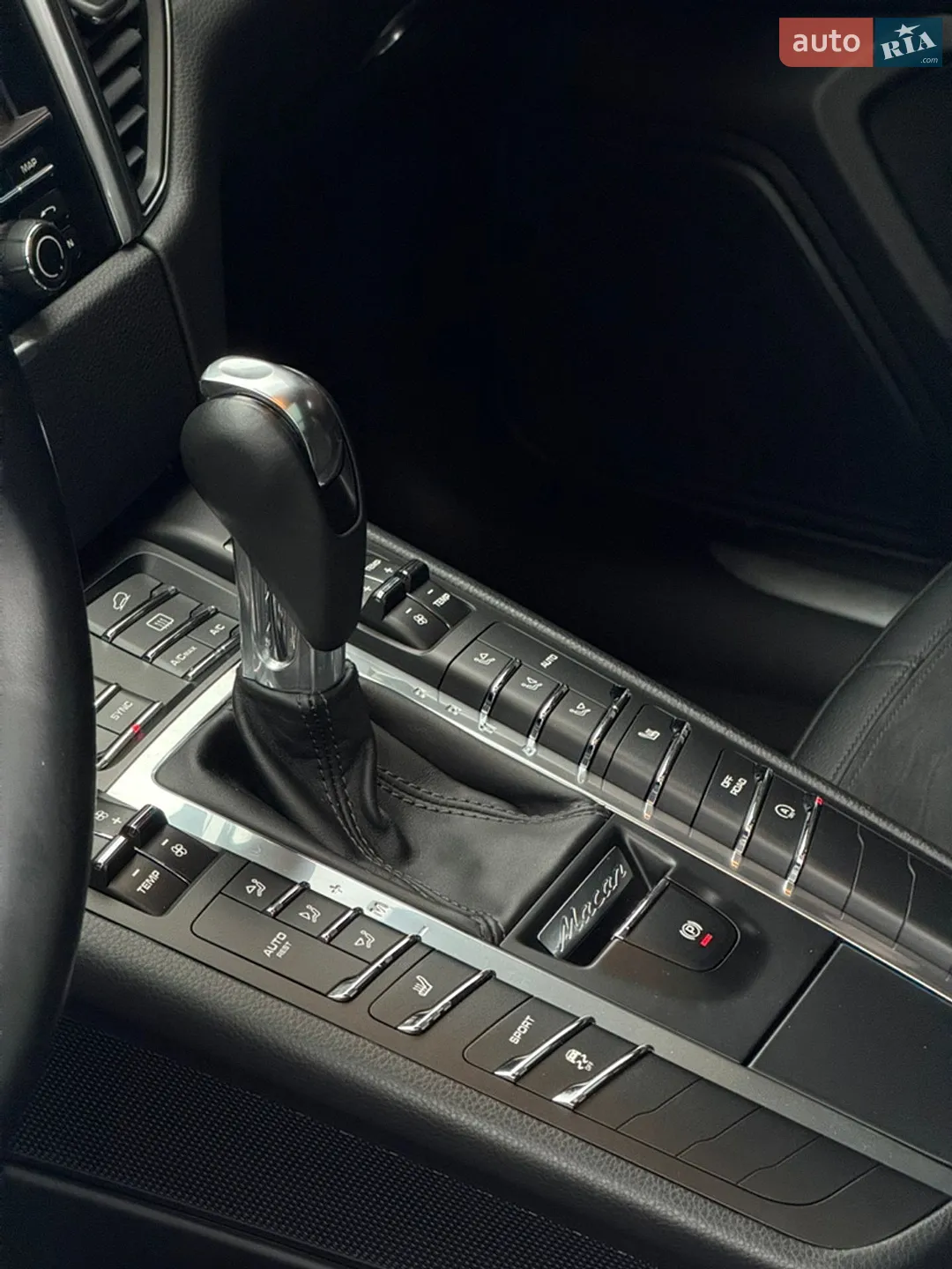 2015 Porsche Macan - мініатюра 8