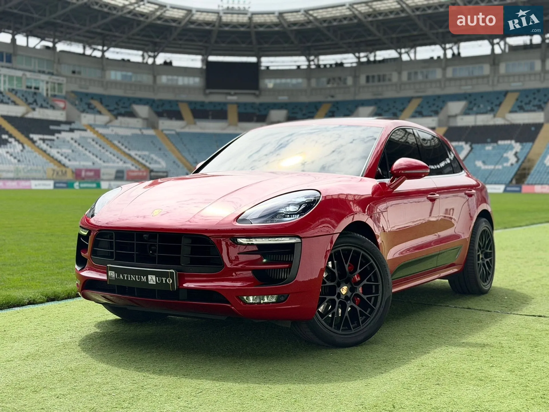 2017 Porsche Macan - мініатюра 12