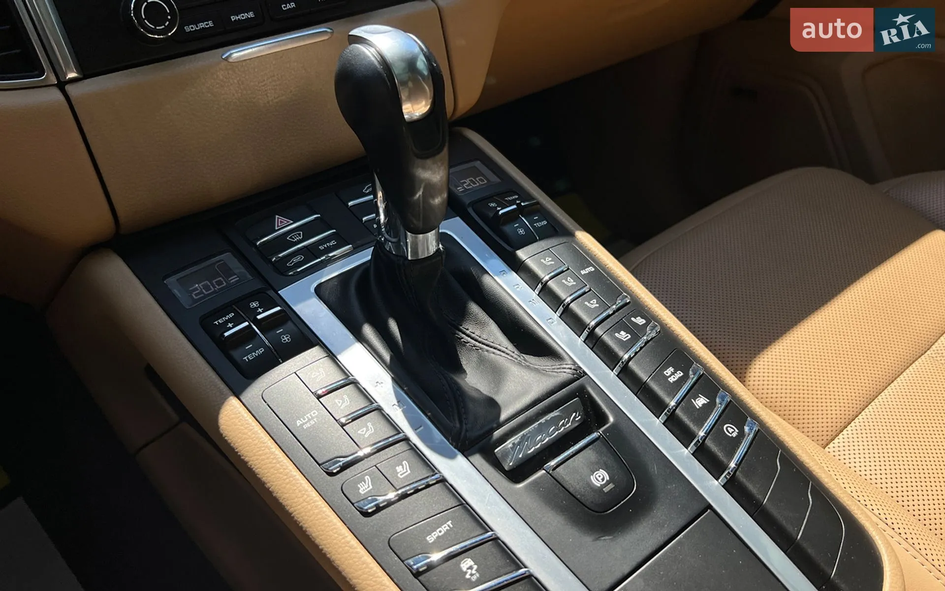2018 Porsche Macan - мініатюра 22
