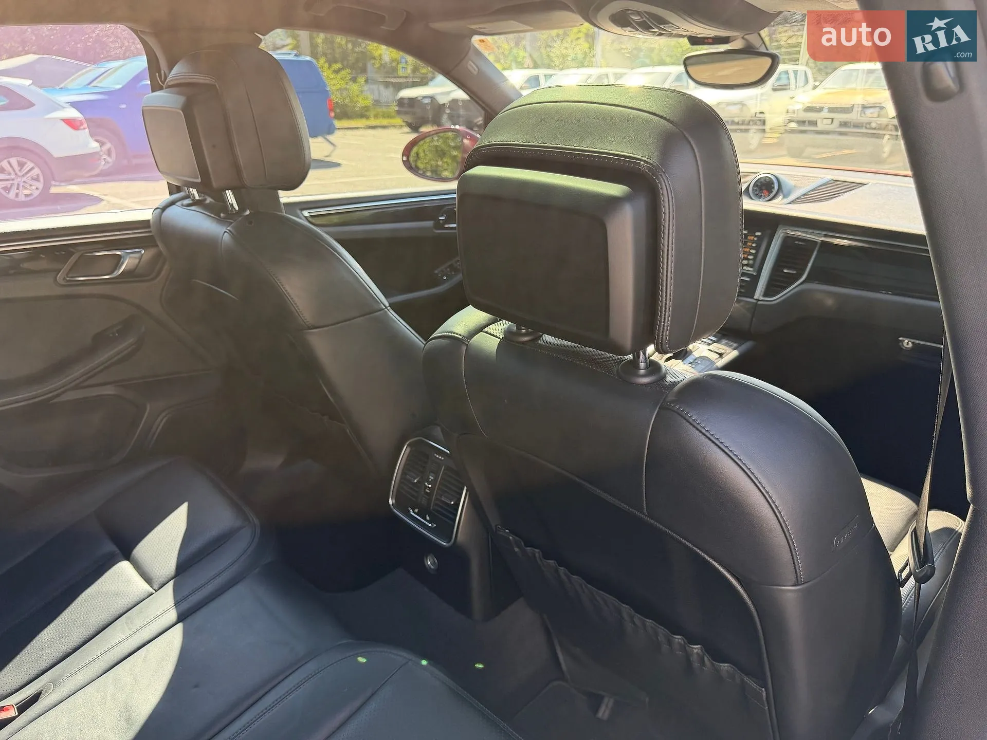 2015 Porsche Macan - мініатюра 13