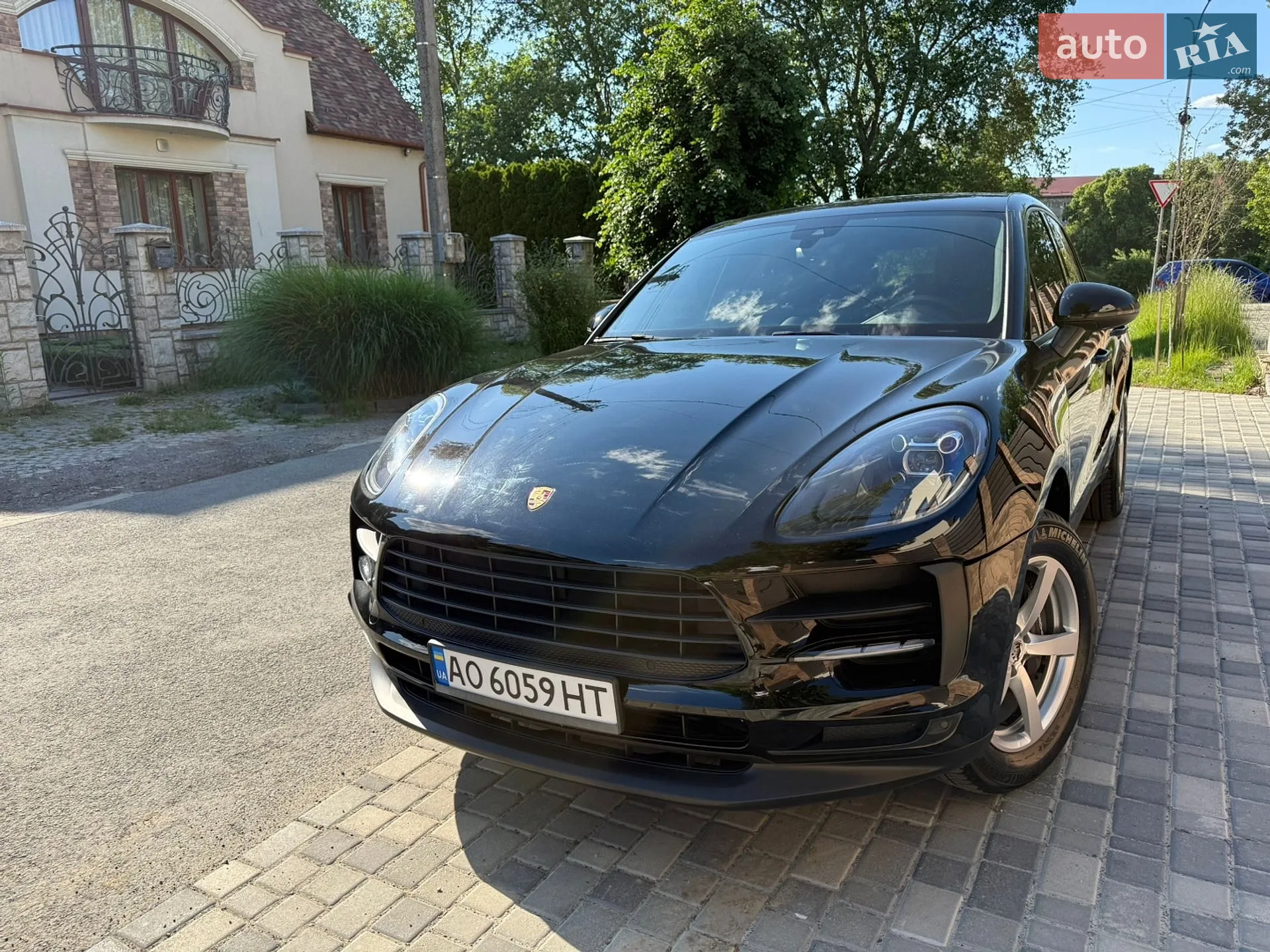 2020 Porsche Macan - мініатюра 2