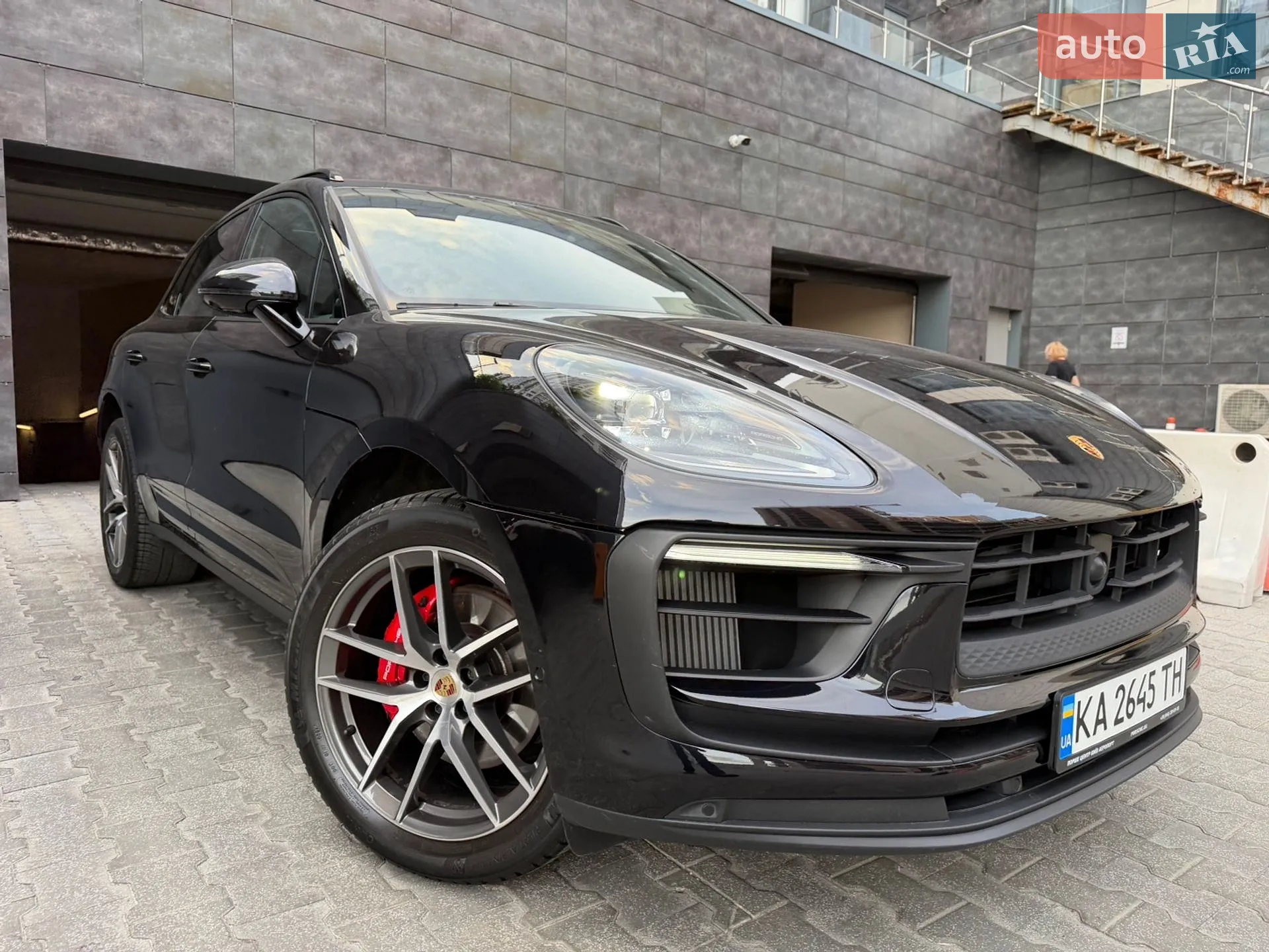 2023 Porsche Macan - мініатюра 2