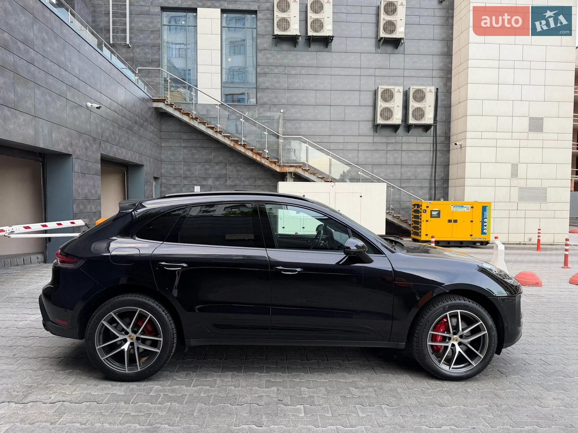 2023 Porsche Macan - мініатюра 14