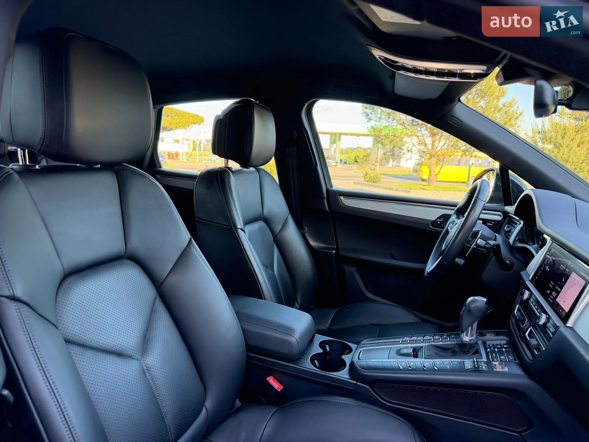 2021 Porsche Macan - мініатюра 33