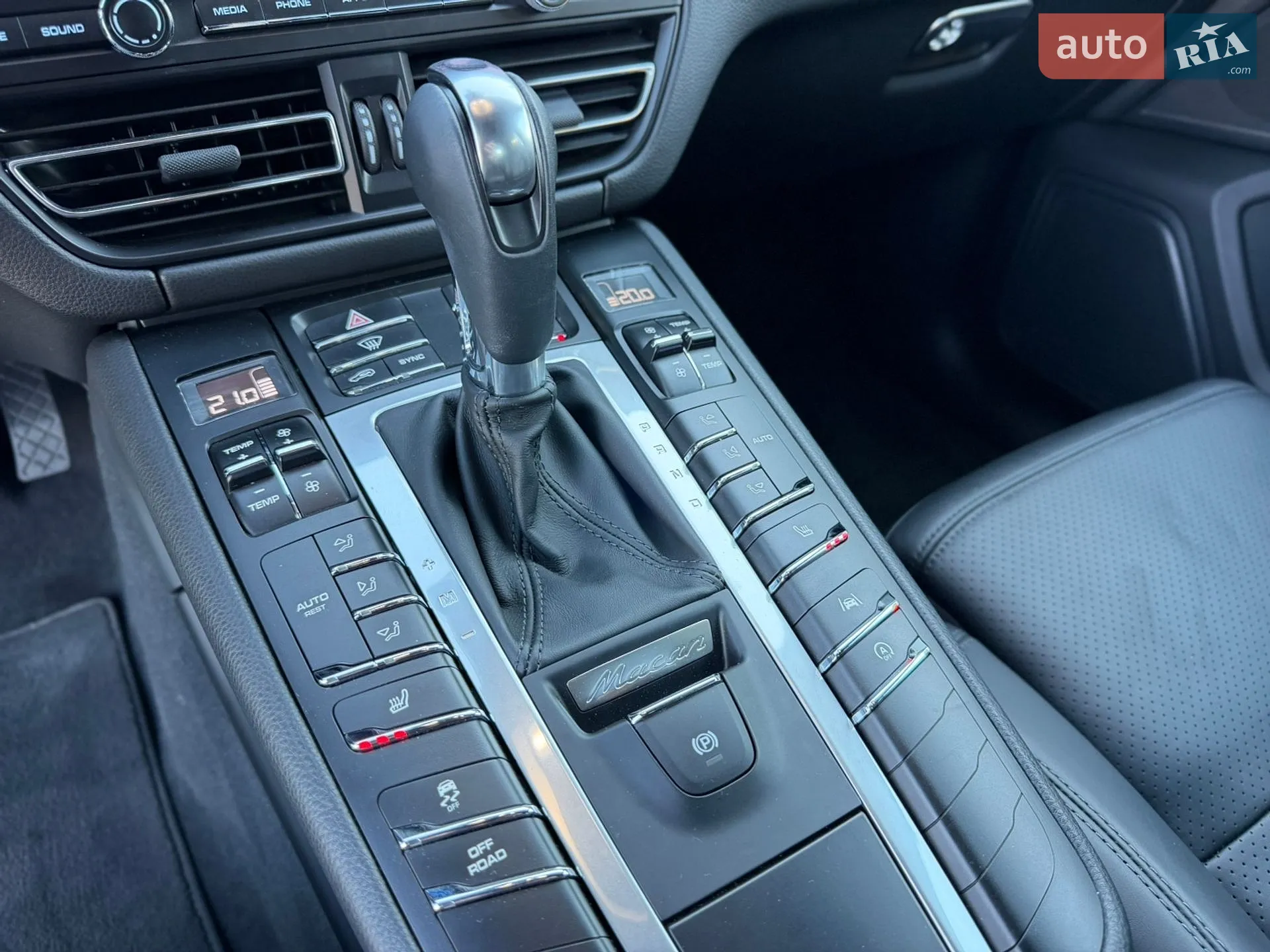 2021 Porsche Macan - мініатюра 36