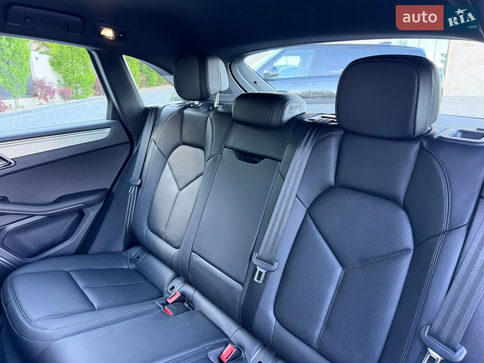 2021 Porsche Macan - мініатюра 51