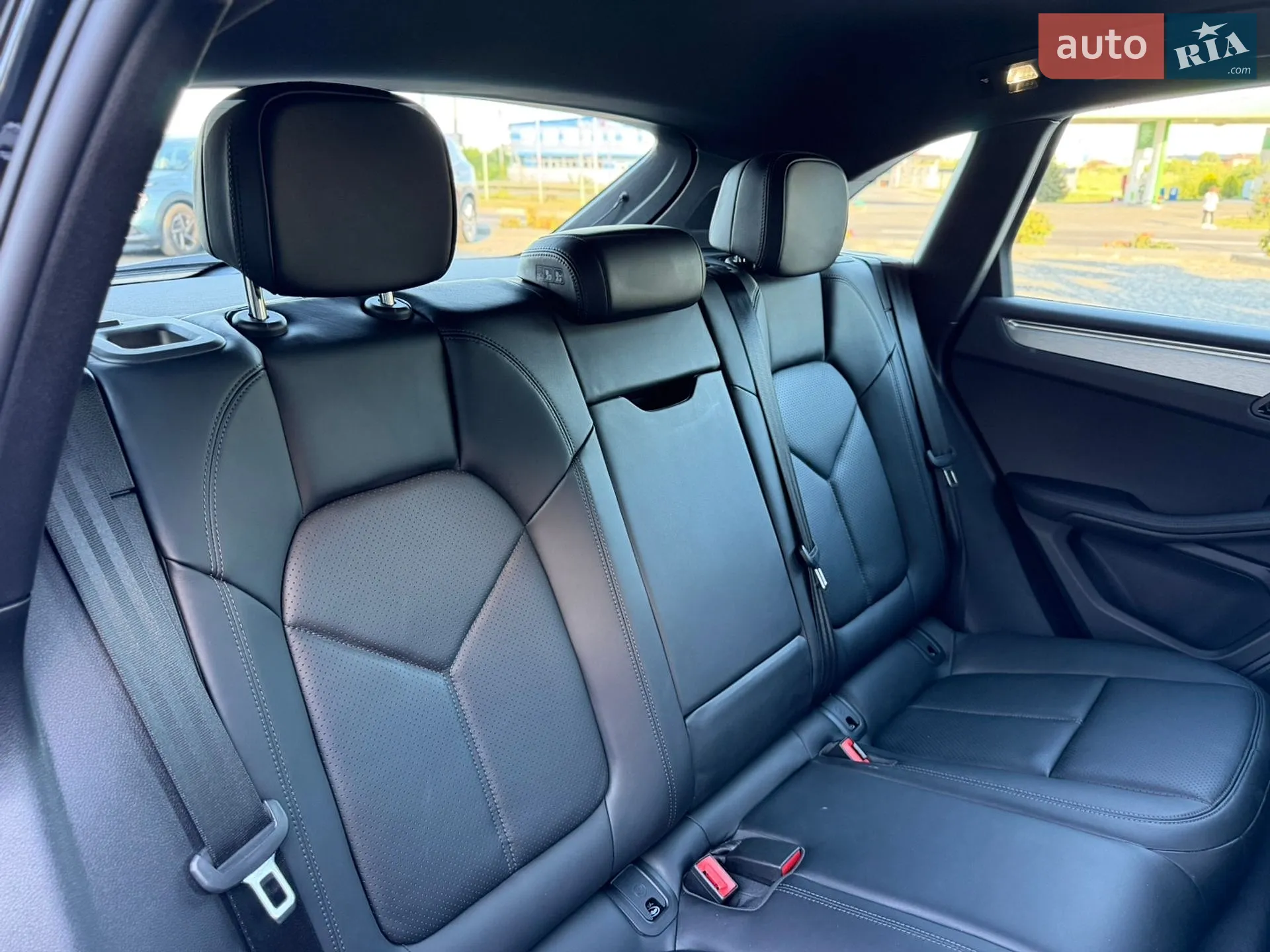 2021 Porsche Macan - мініатюра 47