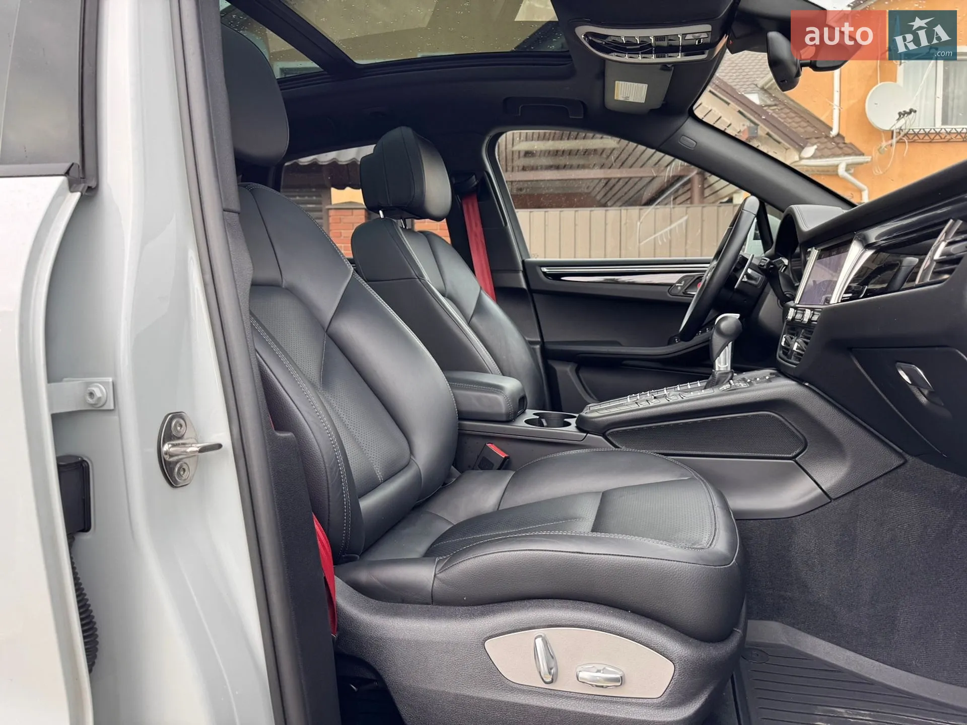 2021 Porsche Macan - мініатюра 43