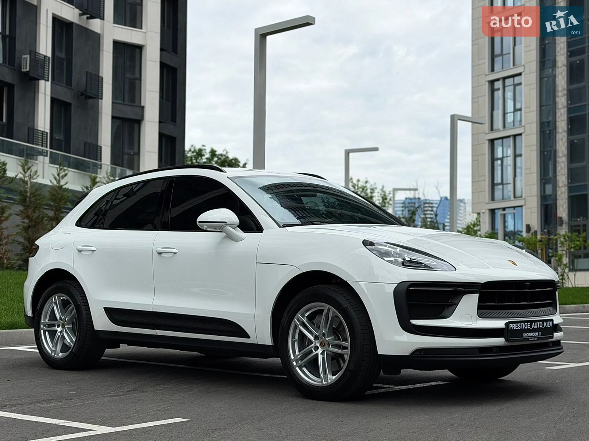 2023 Porsche Macan - мініатюра 17