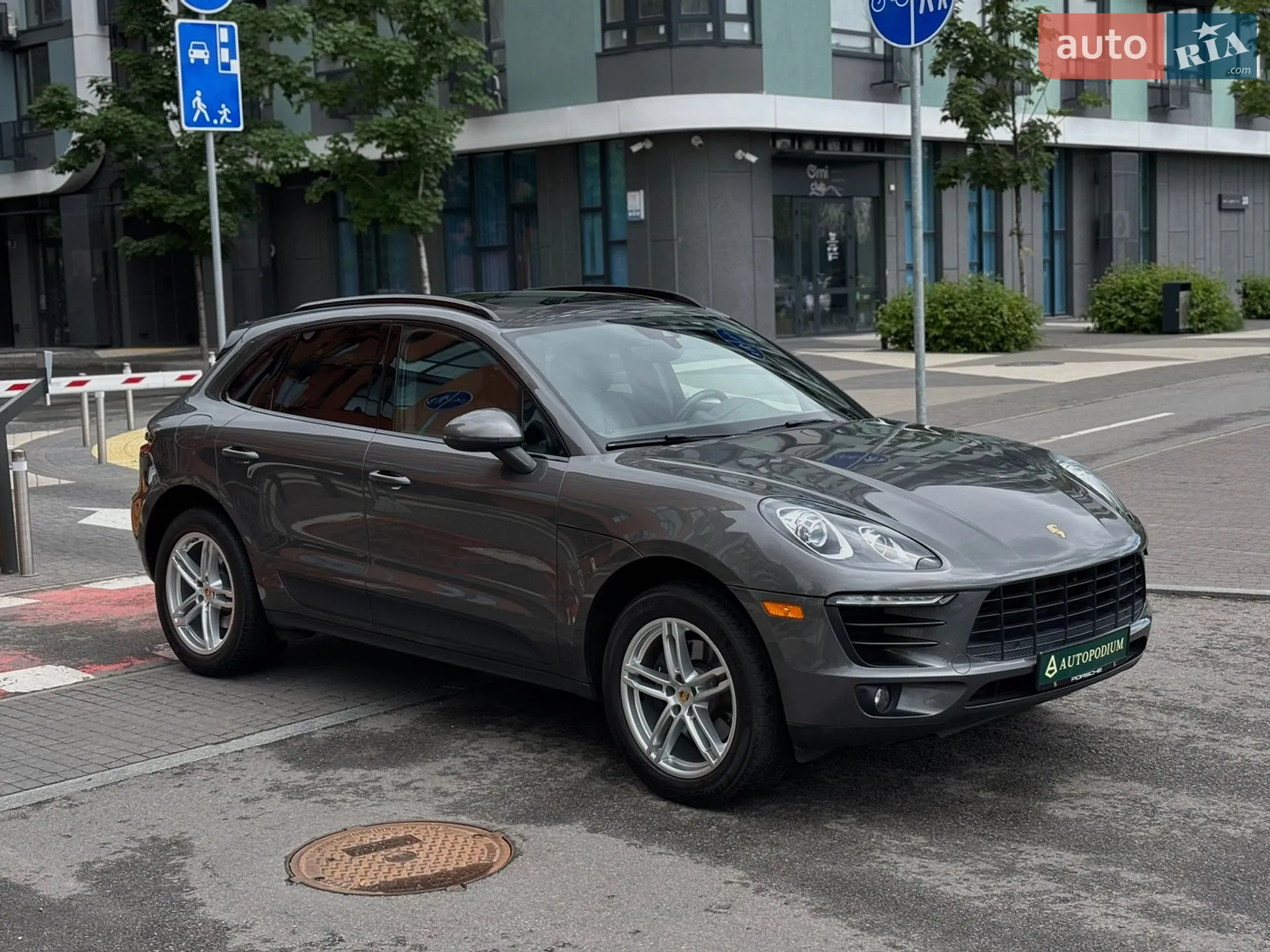 2017 Porsche Macan - мініатюра 10