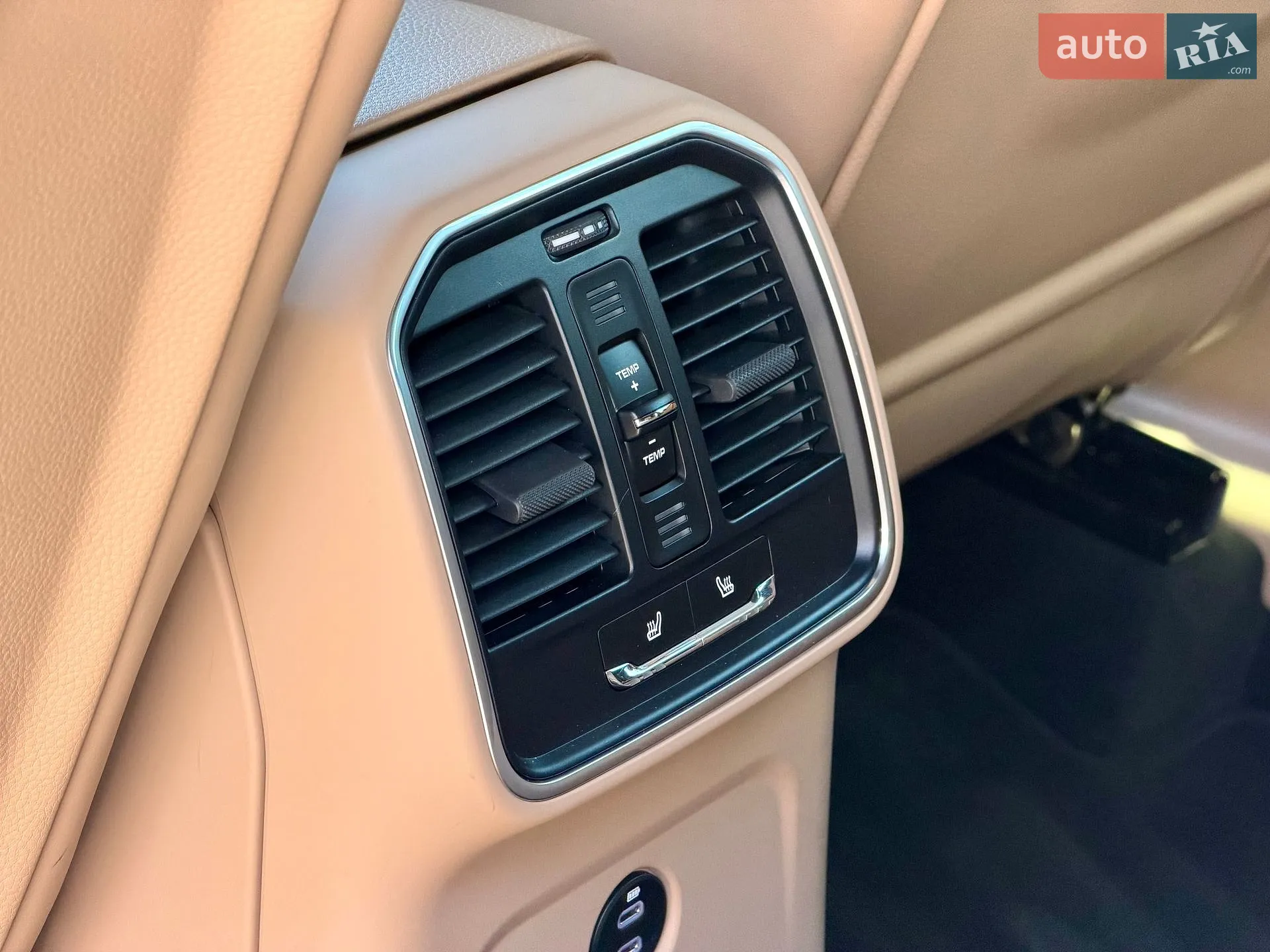 2022 Porsche Macan - мініатюра 17