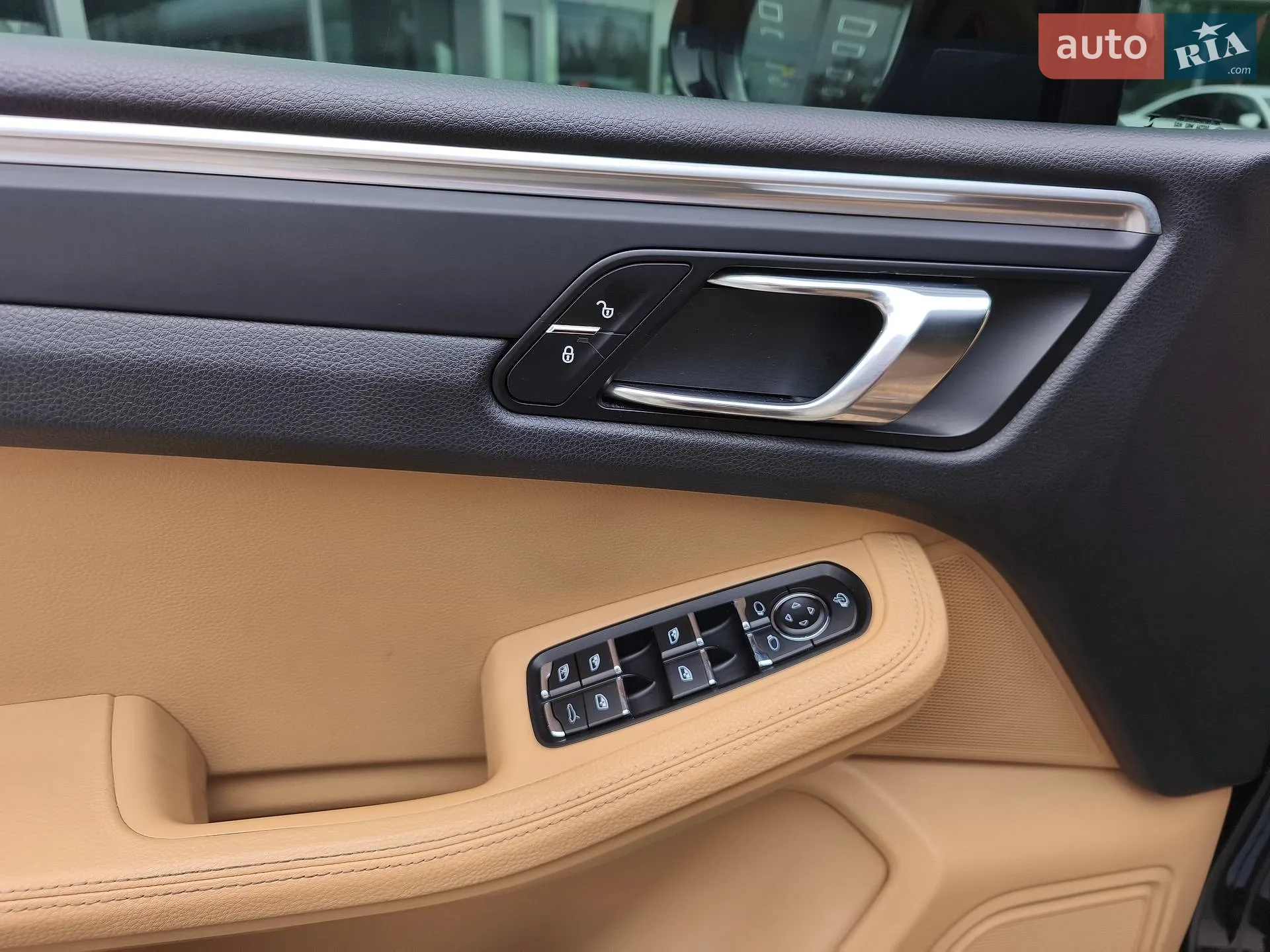 2017 Porsche Macan - мініатюра 11
